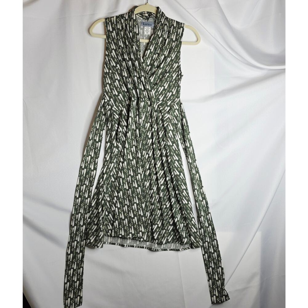 Karina XXS Sage Green vases Crossed neck Fit n Flare knee dress. Attached belt